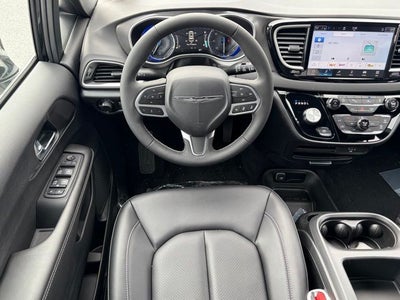 2026 Chrysler Voyager VOYAGER LX