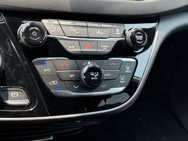 2027 Chrysler Pacifica PACIFICA LX