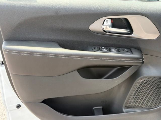 2027 Chrysler Pacifica PACIFICA LX