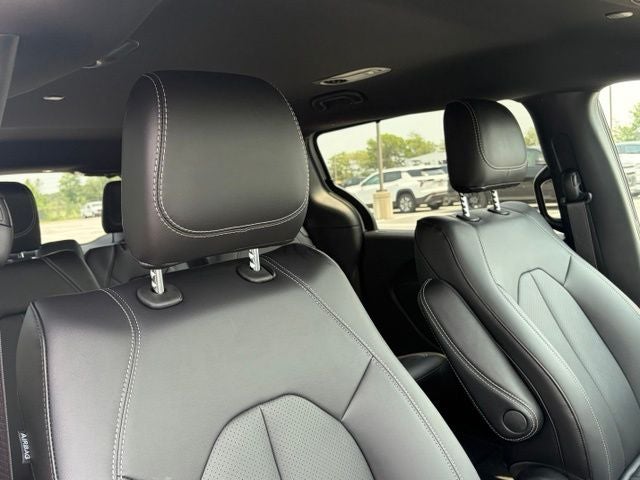 2027 Chrysler Pacifica PACIFICA LX