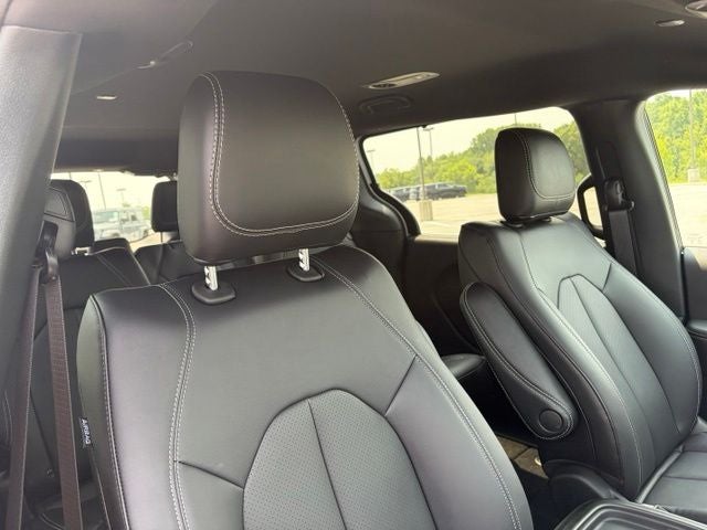 2027 Chrysler Pacifica PACIFICA LX