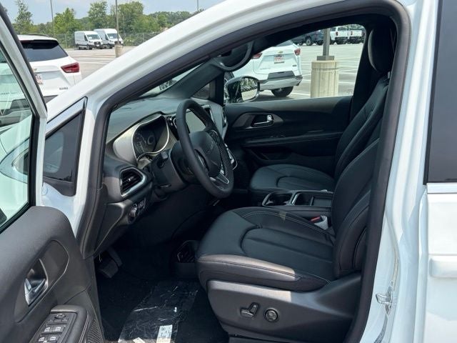 2027 Chrysler Pacifica PACIFICA LX