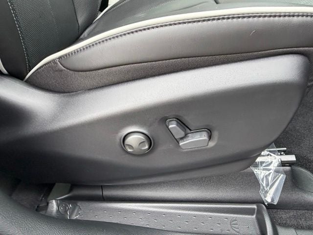 2027 Chrysler Pacifica PACIFICA LIMITED