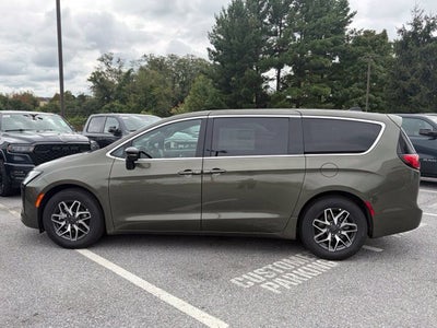 2027 Chrysler Pacifica PACIFICA LIMITED