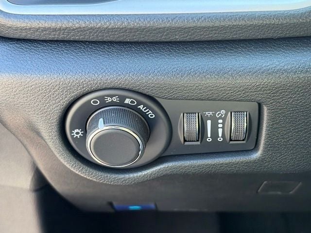 2027 Chrysler Pacifica PACIFICA LIMITED