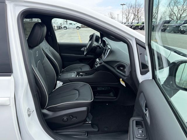 2026 Chrysler Pacifica PACIFICA LIMITED