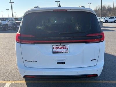2026 Chrysler Pacifica PACIFICA SELECT AWD