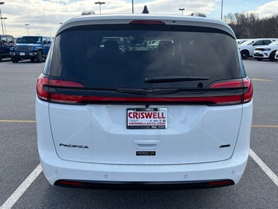 2026 Chrysler Pacifica PACIFICA SELECT AWD