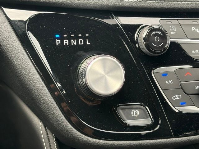 2027 Chrysler Pacifica PACIFICA LIMITED AWD