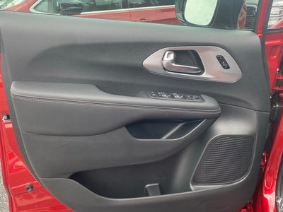 2026 Chrysler Pacifica PACIFICA LIMITED AWD