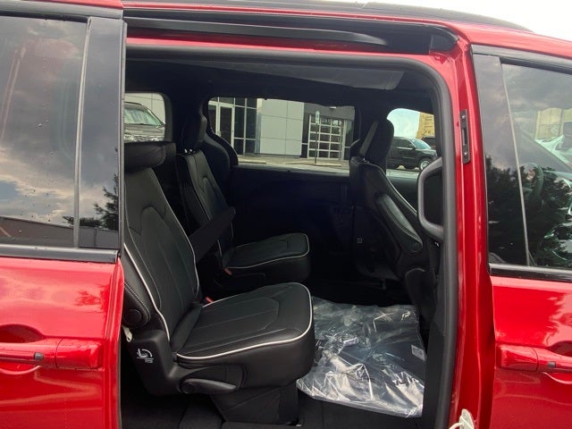 2026 Chrysler Pacifica PACIFICA LIMITED AWD