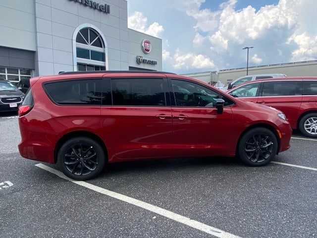 2026 Chrysler Pacifica PACIFICA LIMITED AWD