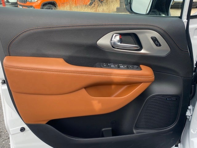 2026 Chrysler Pacifica PACIFICA PINNACLE AWD