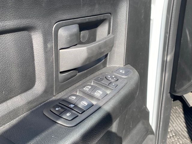 2023 RAM Ram 3500 RAM 3500 TRADESMAN CREW CAB 4X4 6'4' BOX