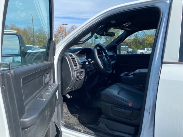 2023 RAM Ram 3500 RAM 3500 TRADESMAN CREW CAB 4X4 6'4' BOX