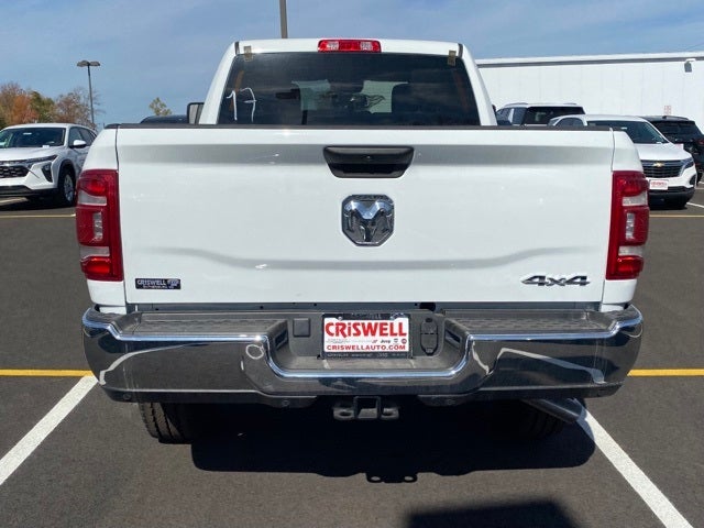 2023 RAM Ram 3500 RAM 3500 TRADESMAN CREW CAB 4X4 6'4' BOX