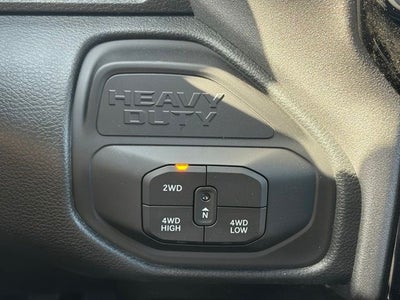 2026 RAM Ram 2500 RAM 2500 BLACK EXPRESS CREW CAB 4X4 6'4' BOX