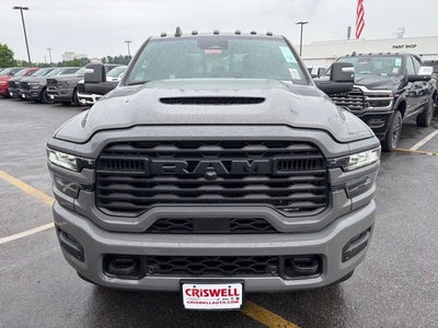 2026 RAM Ram 2500 RAM 2500 BLACK EXPRESS CREW CAB 4X4 6'4' BOX