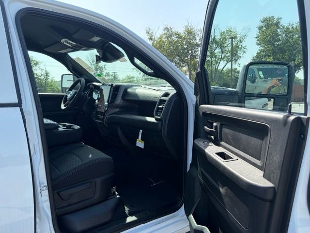 2026 RAM 2500 RAM 2500 BLACK EXPRESS CREW CAB 4X4 6'4' BOX