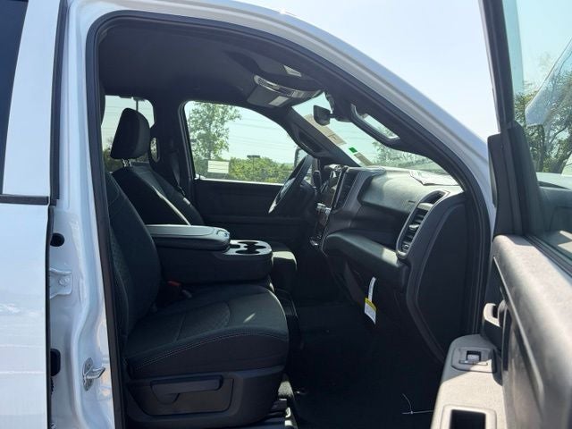 2026 RAM 2500 RAM 2500 BLACK EXPRESS CREW CAB 4X4 6'4' BOX
