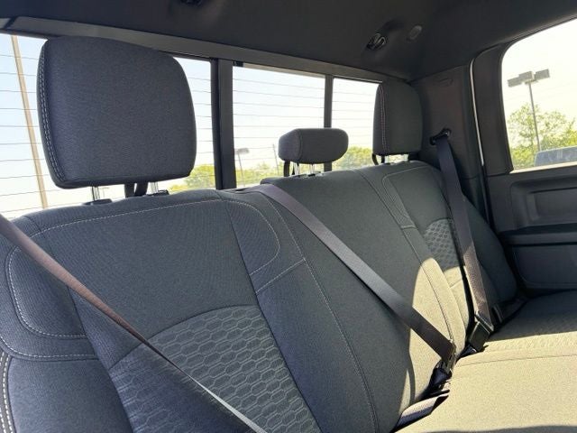 2026 RAM 2500 RAM 2500 BLACK EXPRESS CREW CAB 4X4 6'4' BOX