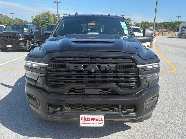 2026 RAM 3500 RAM 3500 LIMITED MEGA CAB 4X4 6'4' BOX