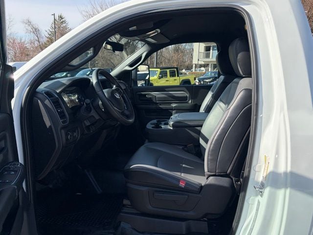 2024 RAM 2500 Tradesman Regular Cab 4x4 8' Box