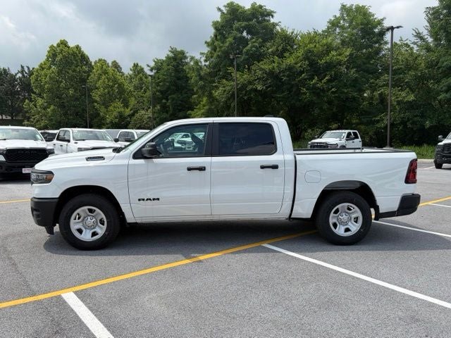 2026 RAM Ram 1500 RAM 1500 TRADESMAN CREW CAB 4X2 5'7' BOX