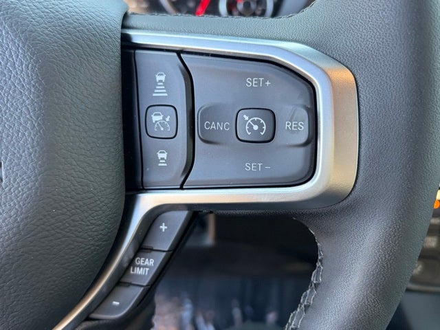 2025 RAM Ram 1500 RAM 1500 BIG HORN CREW CAB 4X4 5'7' BOX