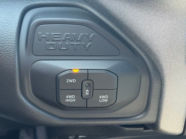2026 RAM 2500 RAM 2500 TRADESMAN CREW CAB 4X4 6'4' BOX