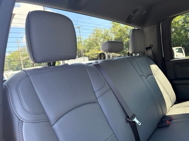 2026 RAM 2500 RAM 2500 TRADESMAN CREW CAB 4X4 6'4' BOX