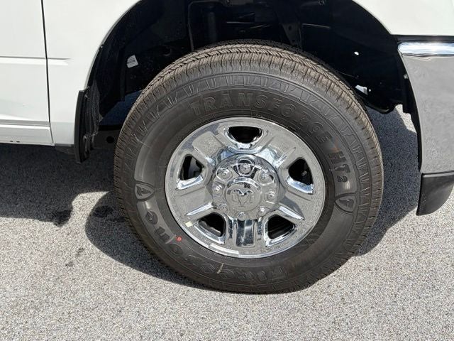 2026 RAM 2500 RAM 2500 TRADESMAN CREW CAB 4X4 6'4' BOX