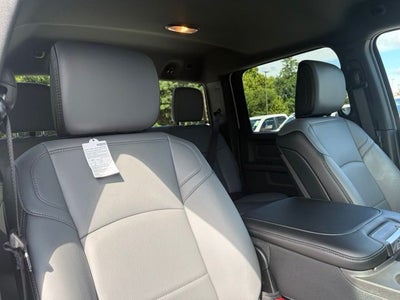 2026 RAM 2500 RAM 2500 TRADESMAN CREW CAB 4X4 6'4' BOX