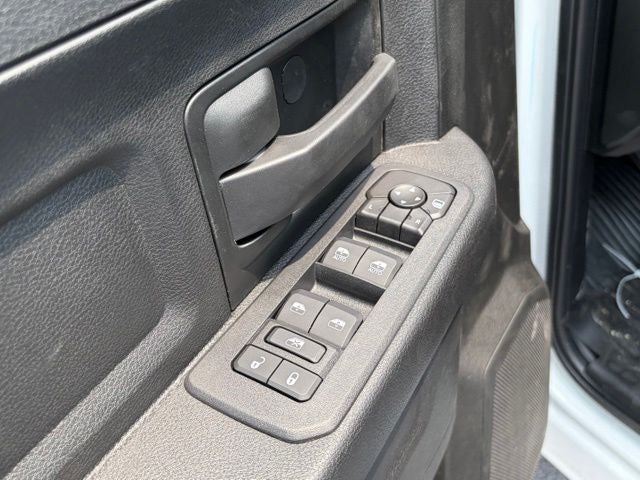 2026 RAM Ram 3500 Chassis Cab RAM 3500 TRADESMAN CREW CAB CHASSIS 4X4 60' CA