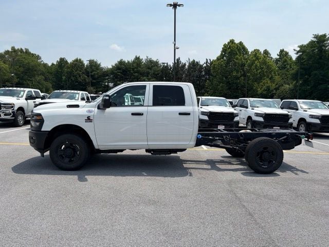 2026 RAM Ram 3500 Chassis Cab RAM 3500 TRADESMAN CREW CAB CHASSIS 4X4 60' CA