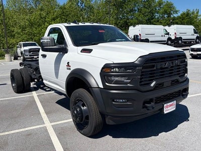 2026 RAM Ram 5500 Chassis Cab RAM 5500 TRADESMAN CHASSIS REGULAR CAB 4X4 84' CA