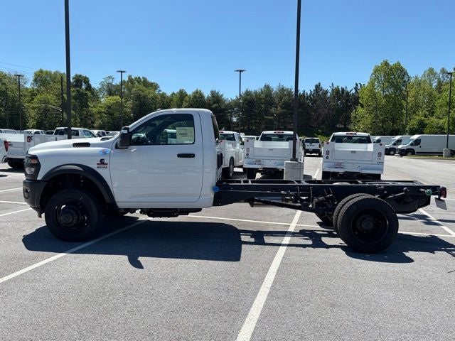 2026 RAM Ram 5500 Chassis Cab RAM 5500 TRADESMAN CHASSIS REGULAR CAB 4X4 84' CA