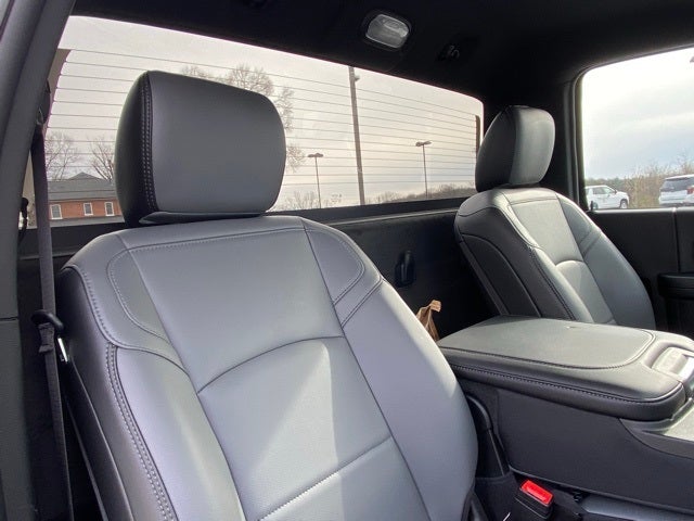 2025 RAM Ram 5500 Chassis Cab RAM 5500 TRADESMAN CHASSIS REGULAR CAB 4X4 84' CA