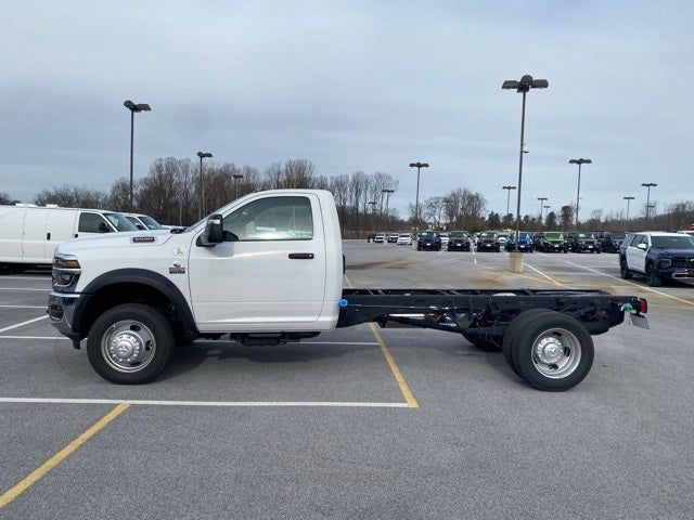 2025 RAM Ram 5500 Chassis Cab RAM 5500 TRADESMAN CHASSIS REGULAR CAB 4X4 84' CA