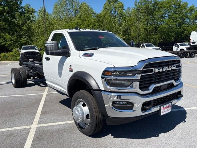 2026 RAM Ram 5500 Chassis Cab RAM 5500 TRADESMAN CHASSIS REGULAR CAB 4X4 120' CA