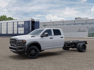 2026 RAM 5500 Chassis RAM 5500 TRADESMAN CHASSIS CREW CAB 4X4 84' CA