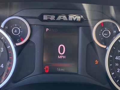 2025 RAM Ram 5500 Chassis Cab RAM 5500 TRADESMAN CHASSIS CREW CAB 4X4 84' CA