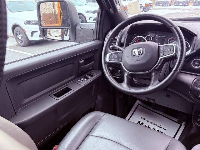 2025 RAM Ram 5500 Chassis Cab RAM 5500 TRADESMAN CHASSIS CREW CAB 4X4 84' CA