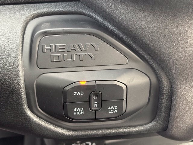 2027 RAM Ram 5500 Chassis Cab RAM 5500 TRADESMAN CHASSIS CREW CAB 4X4 84' CA