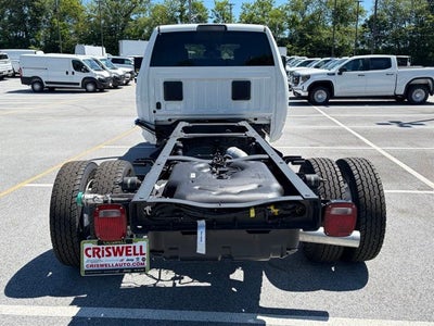 2026 RAM Ram 5500 Chassis Cab RAM 5500 TRADESMAN CHASSIS CREW CAB 4X4 84' CA