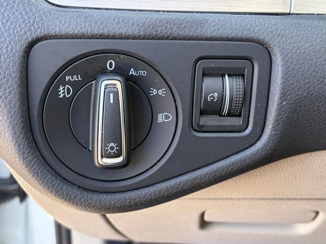 2015 Volkswagen Golf TDI SE 4-Door