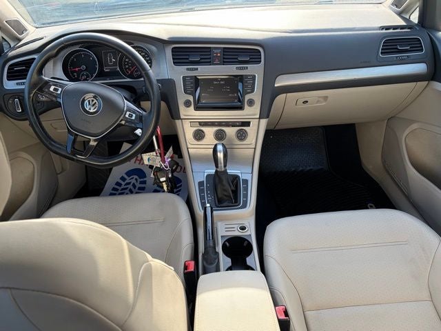 2015 Volkswagen Golf TDI SE 4-Door