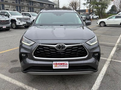 2022 Toyota Highlander Platinum