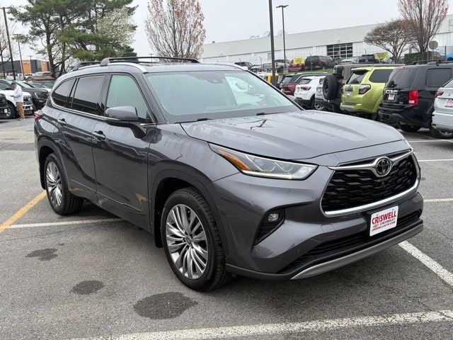 2022 Toyota Highlander Platinum