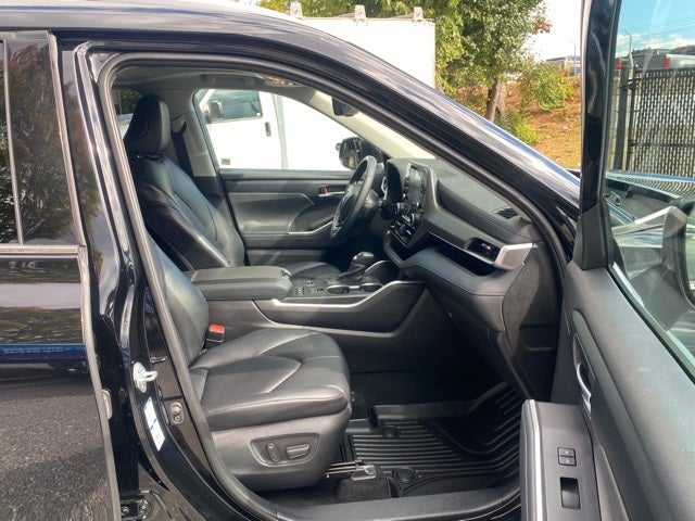 2021 Toyota Highlander Hybrid XLE